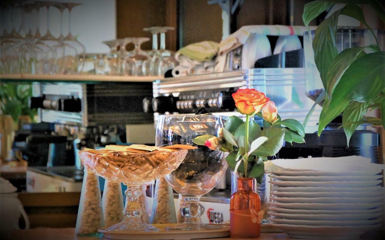 Hotel Della Posta ビアスカ エクステリア 写真
