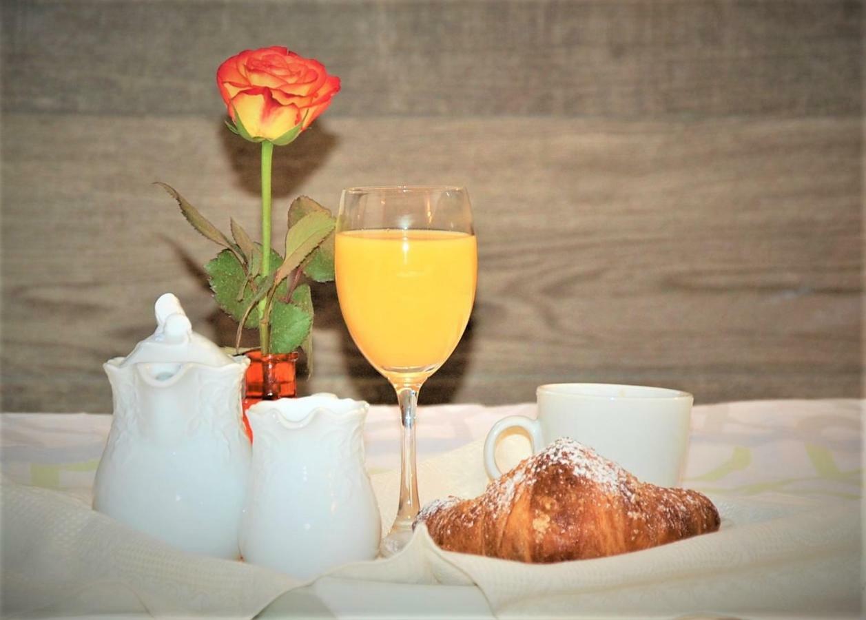 Hotel Della Posta ビアスカ エクステリア 写真